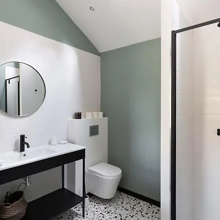 Maison Castellio By Cocoonr Holiday home *